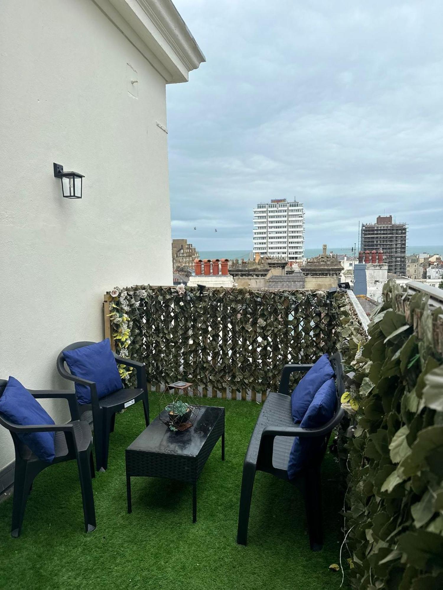 Apartment The Canopy, Rooftop Terrace, With Sea Views *